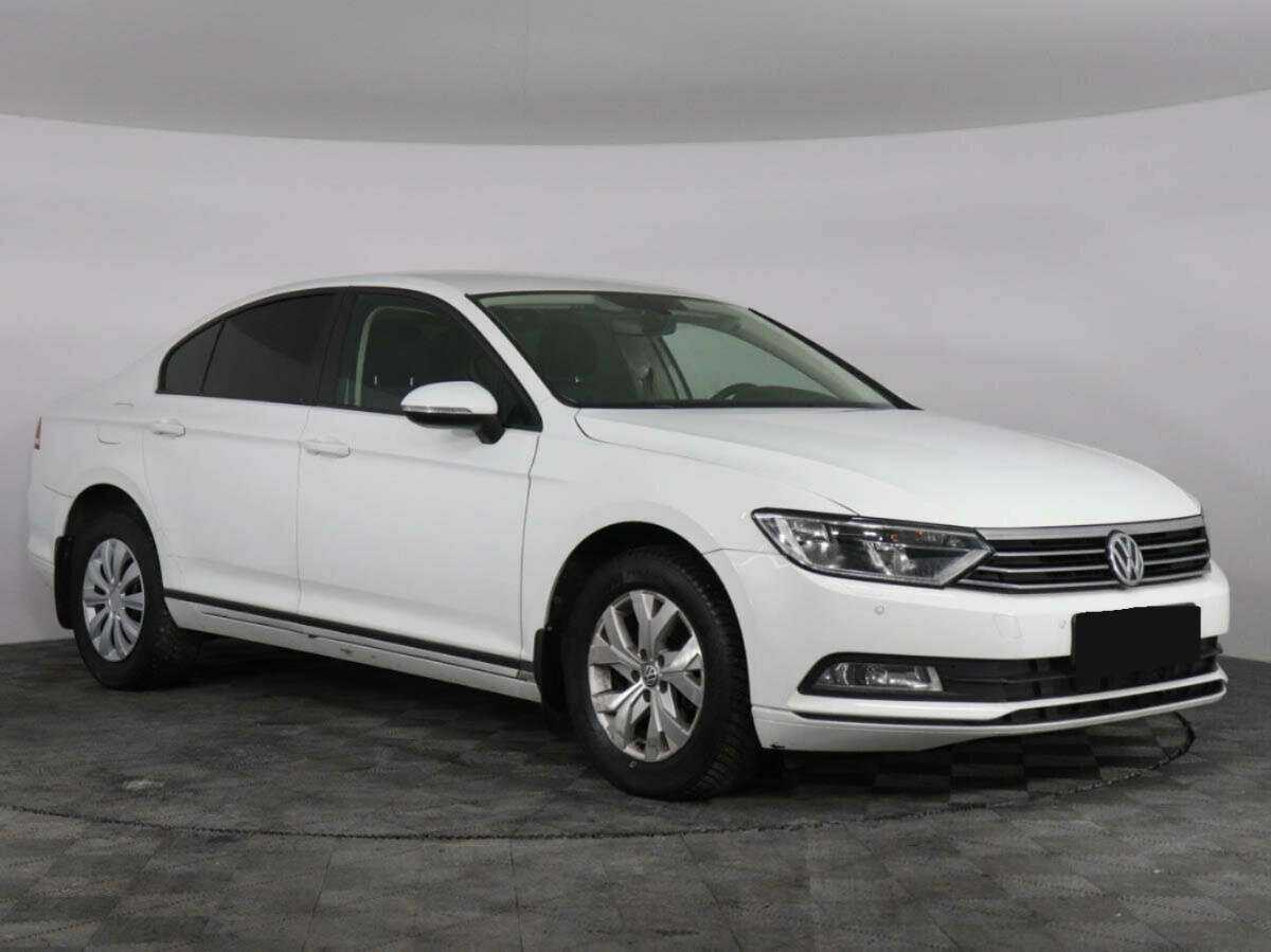 Купить Volkswagen Passat, 2016, 78 106 км, фото №3