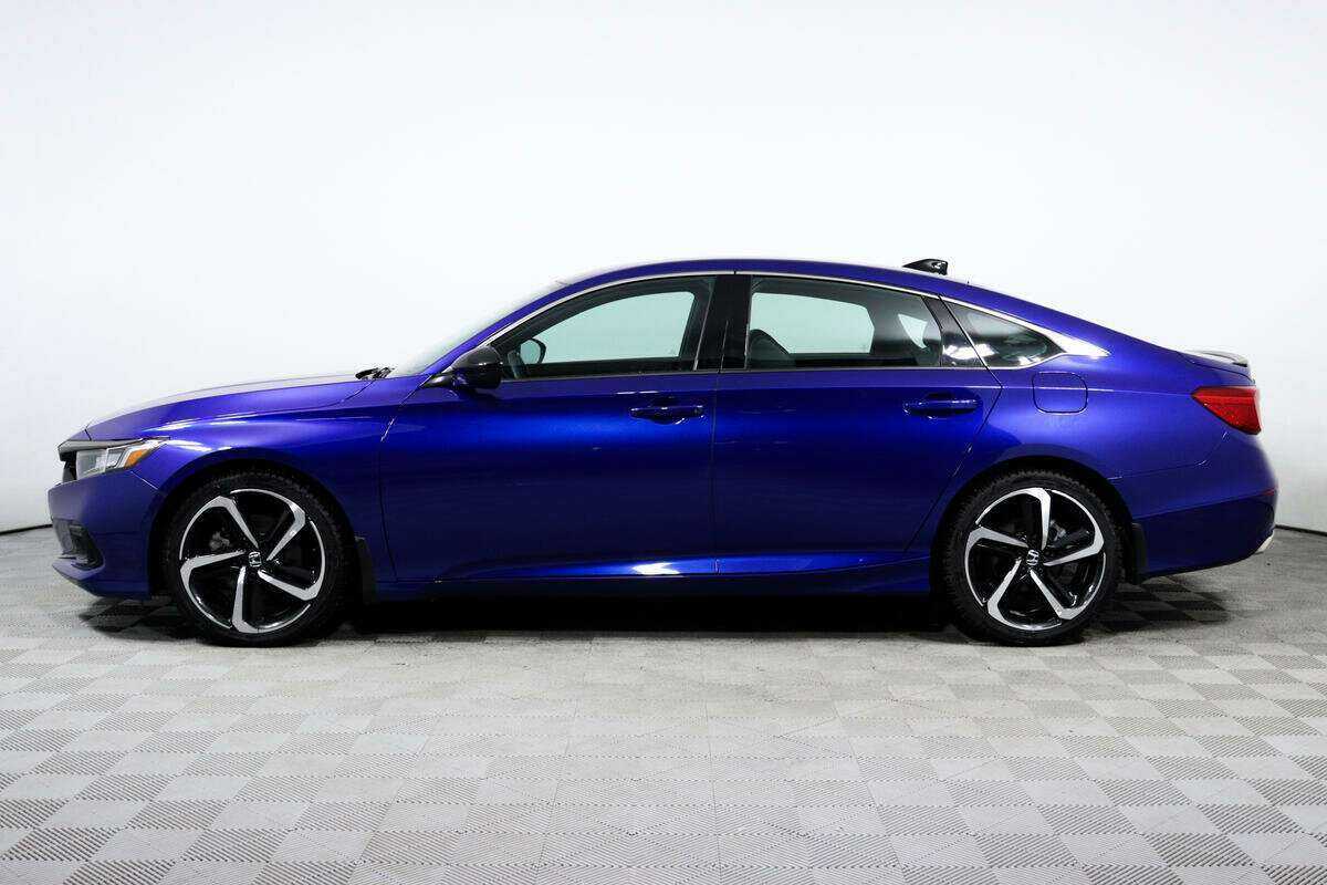 Купить Honda Accord, 2022, 10 563 км, фото №8