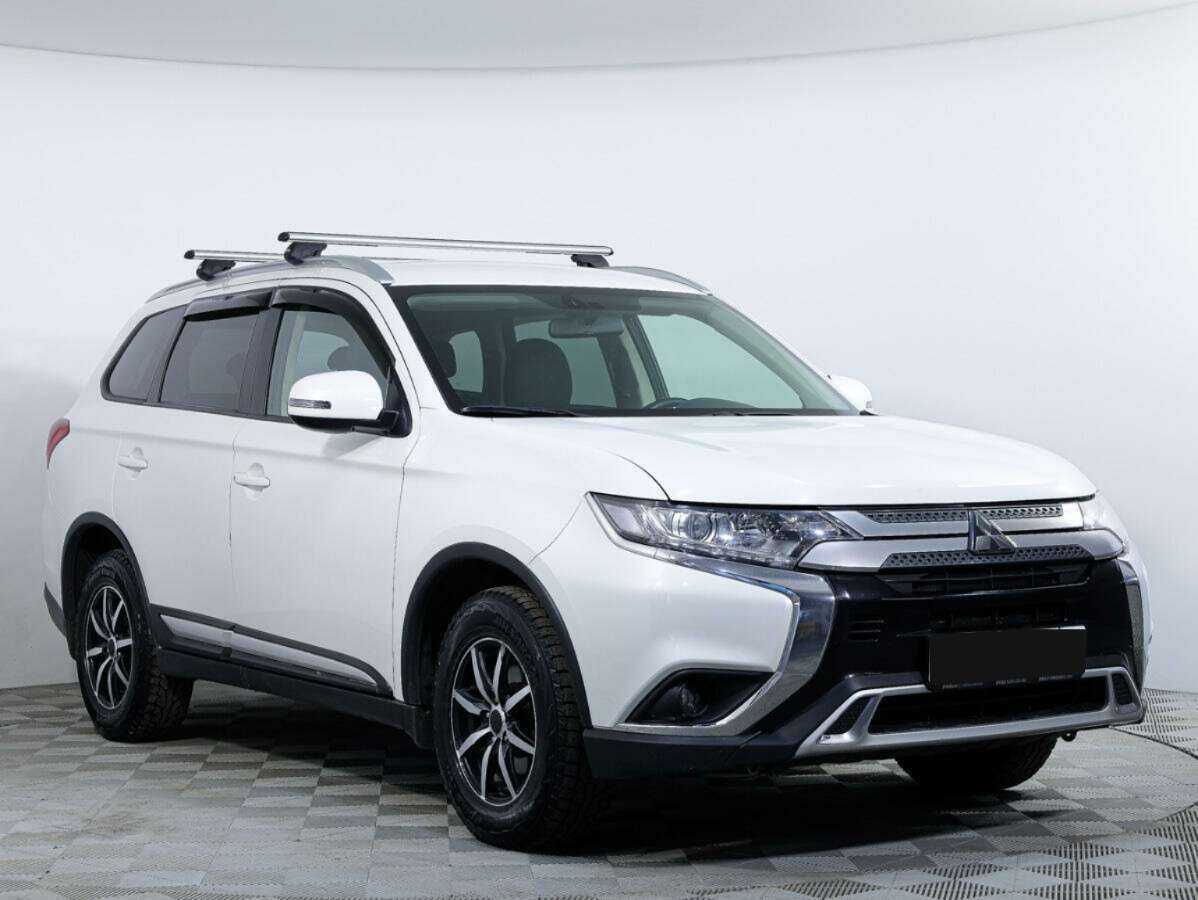 Купить Mitsubishi Outlander, 2018, 144 060 км, фото №3