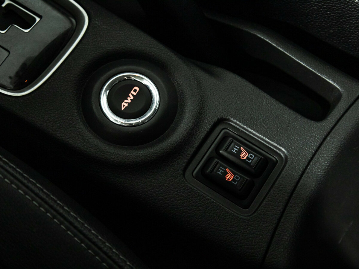 Купить Mitsubishi Outlander III Рестайлинг 2, 2016, 111 182 км, фото №17