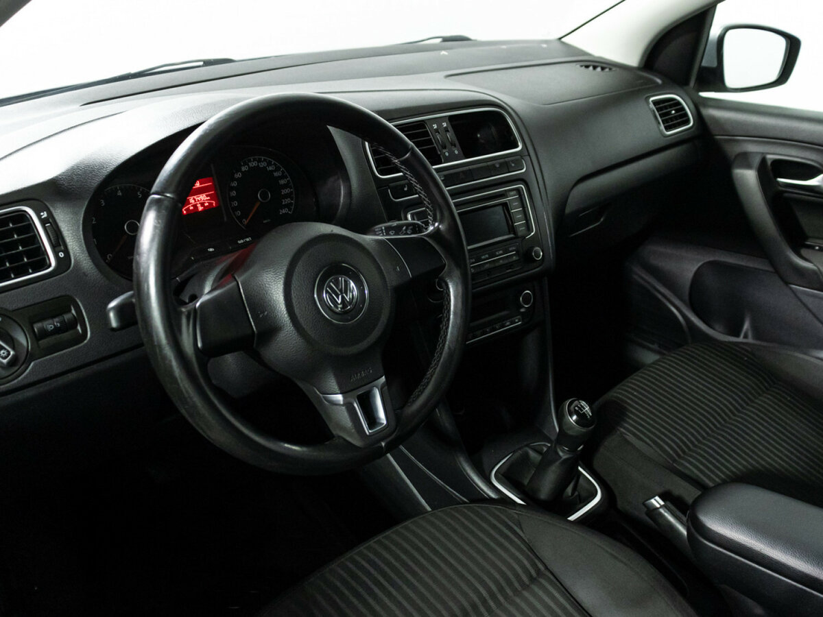 Купить Volkswagen Polo V, 2013, 167 490 км, фото №11