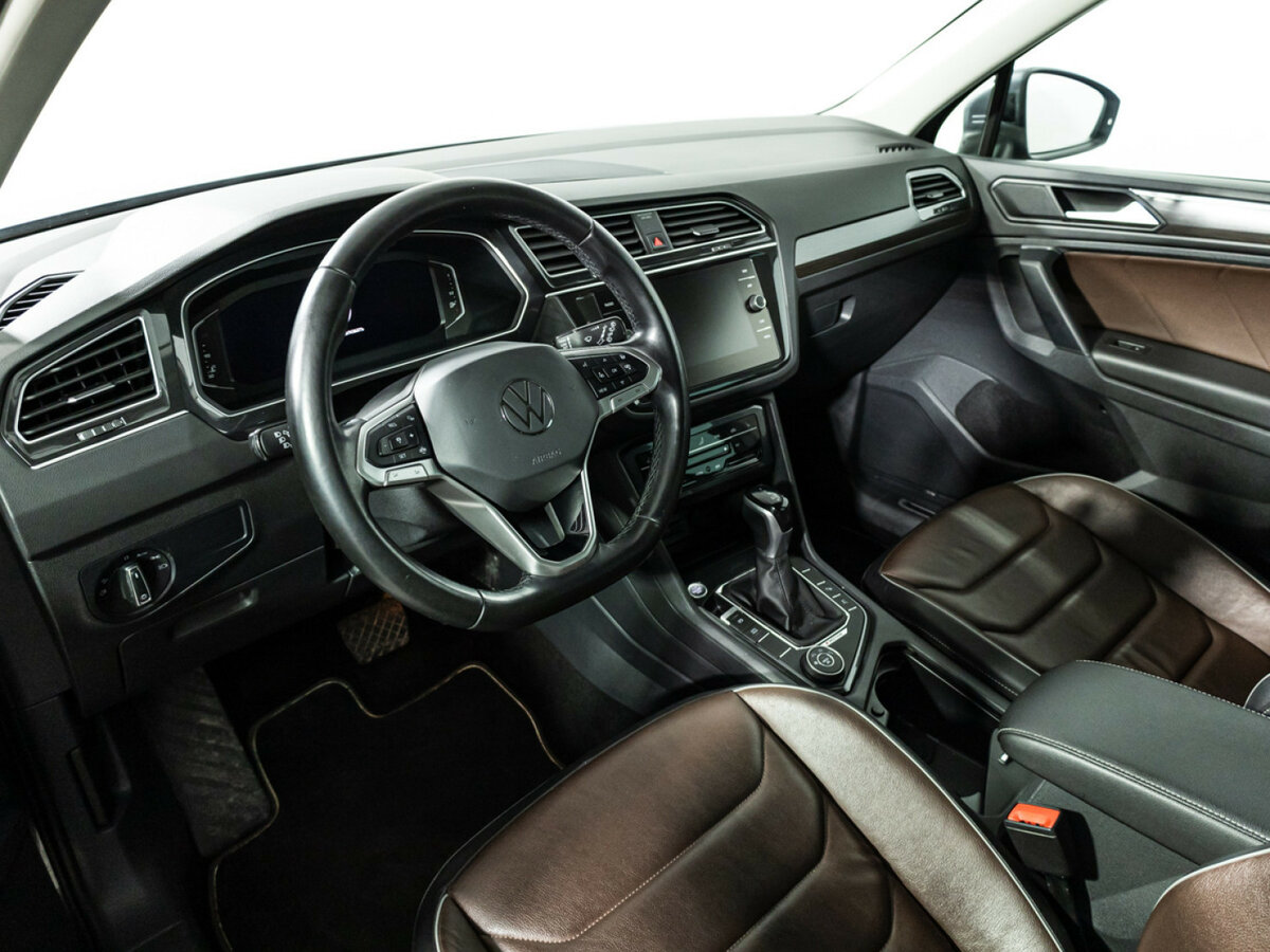Купить Volkswagen Tiguan II Рестайлинг, 2020, 77 444 км, фото №10