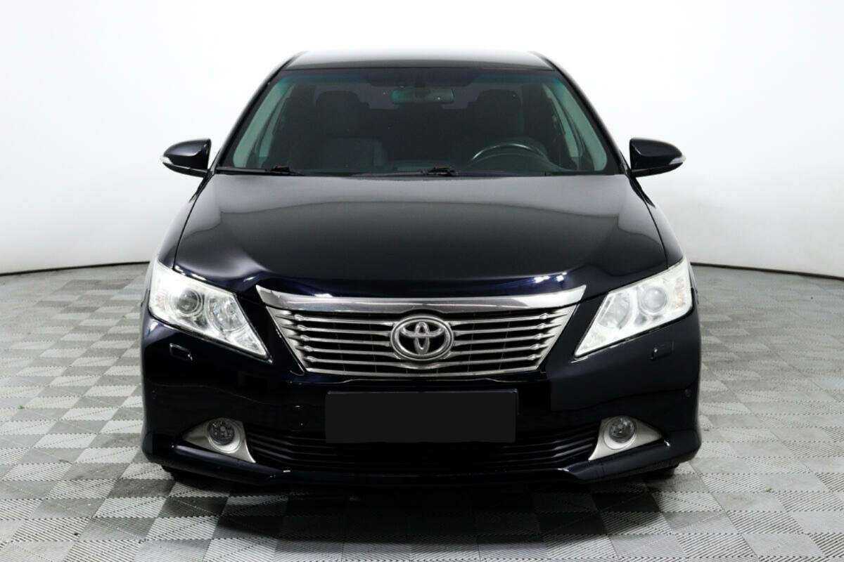Купить Toyota Camry, 2012, 198 000 км, фото №2