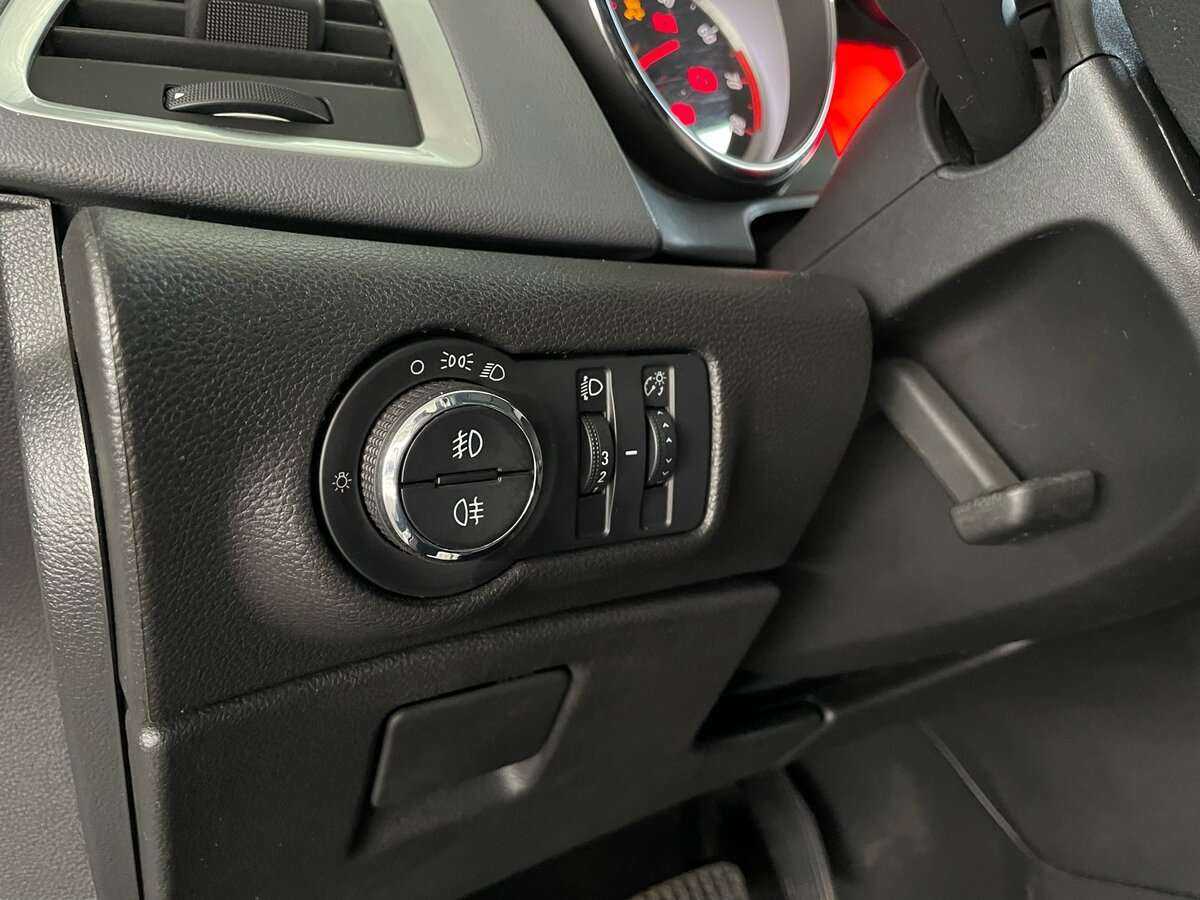 Купить Opel Astra, 2014, 185 420 км, фото №14