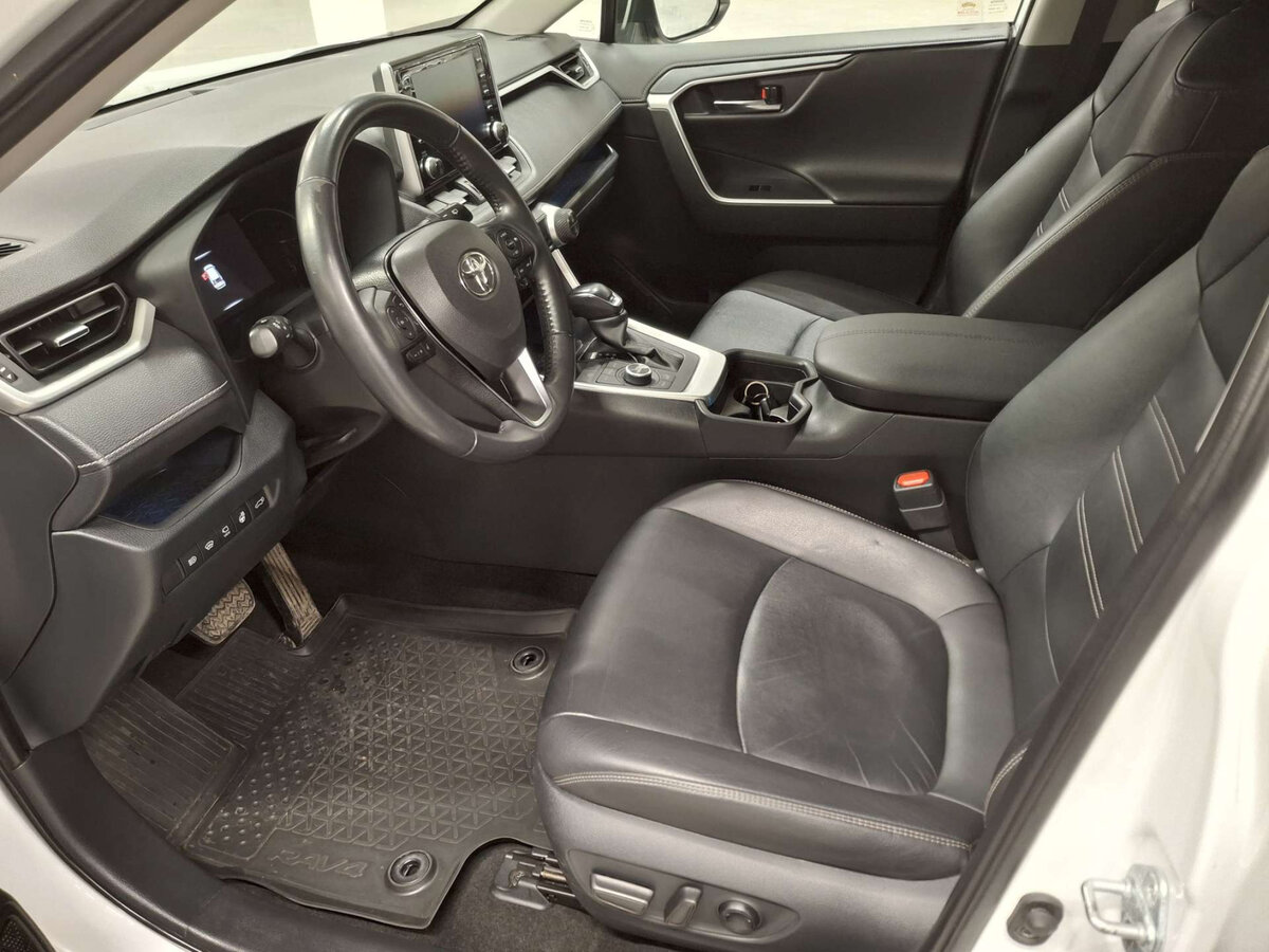 Купить Toyota RAV4 V (XA50), 2021, 92 501 км, фото №15