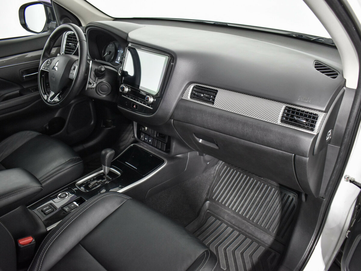 Купить Mitsubishi Outlander III Рестайлинг 3, 2020, 135 000 км, фото №12