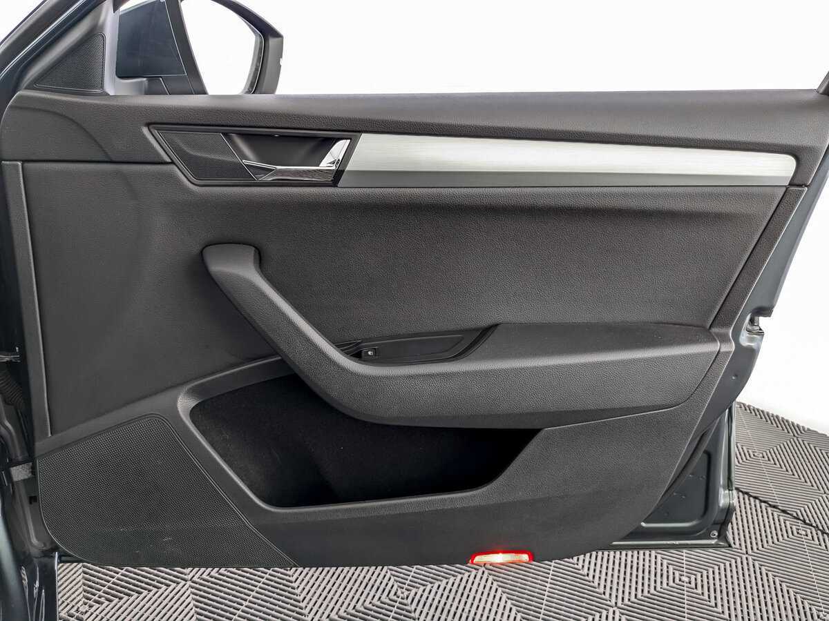 Купить Skoda Superb, 2018, 52 984 км, фото №20