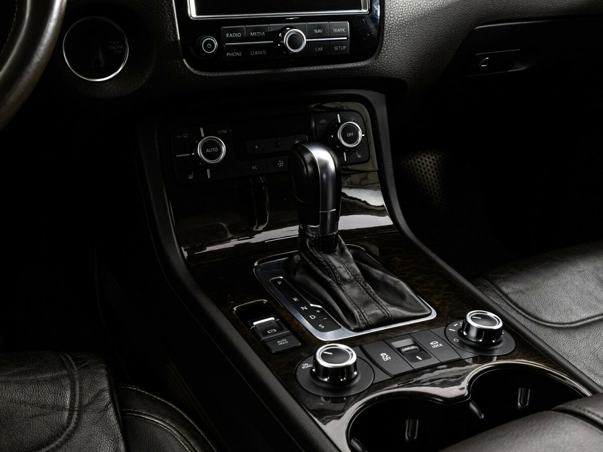Купить Volkswagen Touareg II, 2012, 294 737 км, фото №10