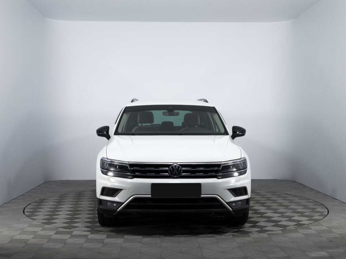 Купить Volkswagen Tiguan, 2019, 124 474 км, фото №2