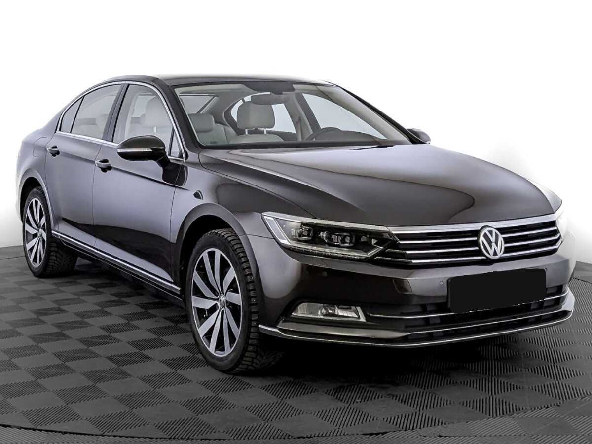 Купить Volkswagen Passat, 2017, 75 878 км, фото №3
