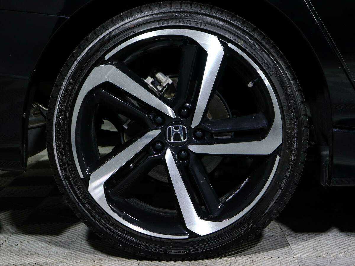 Купить Honda Accord, 2022, 5 777 км, фото №13
