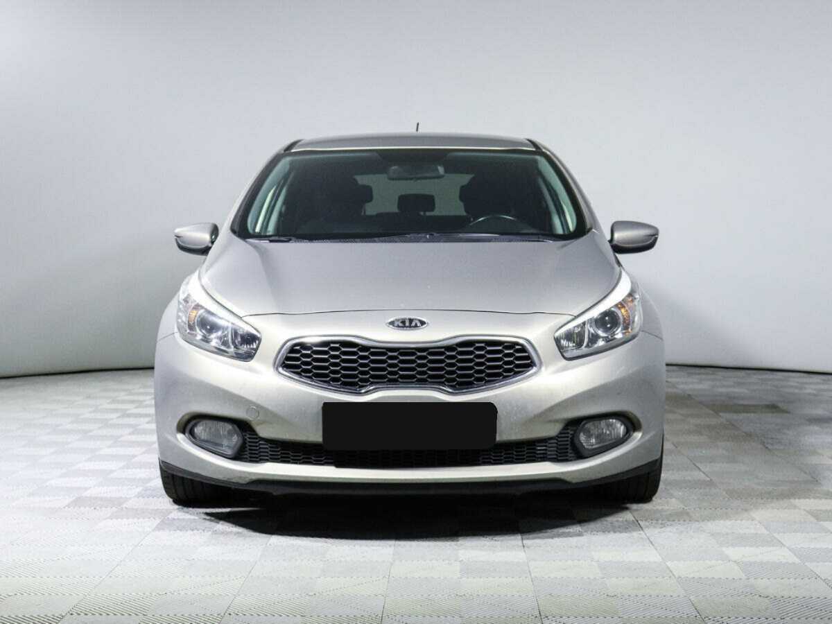Купить Kia Ceed, 2012, 147 000 км, фото №2