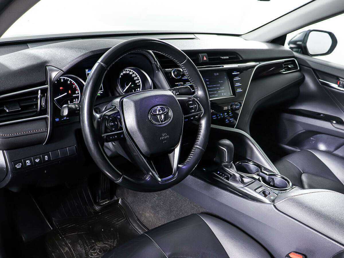 Купить Toyota Camry, 2020, 189 030 км, фото №8