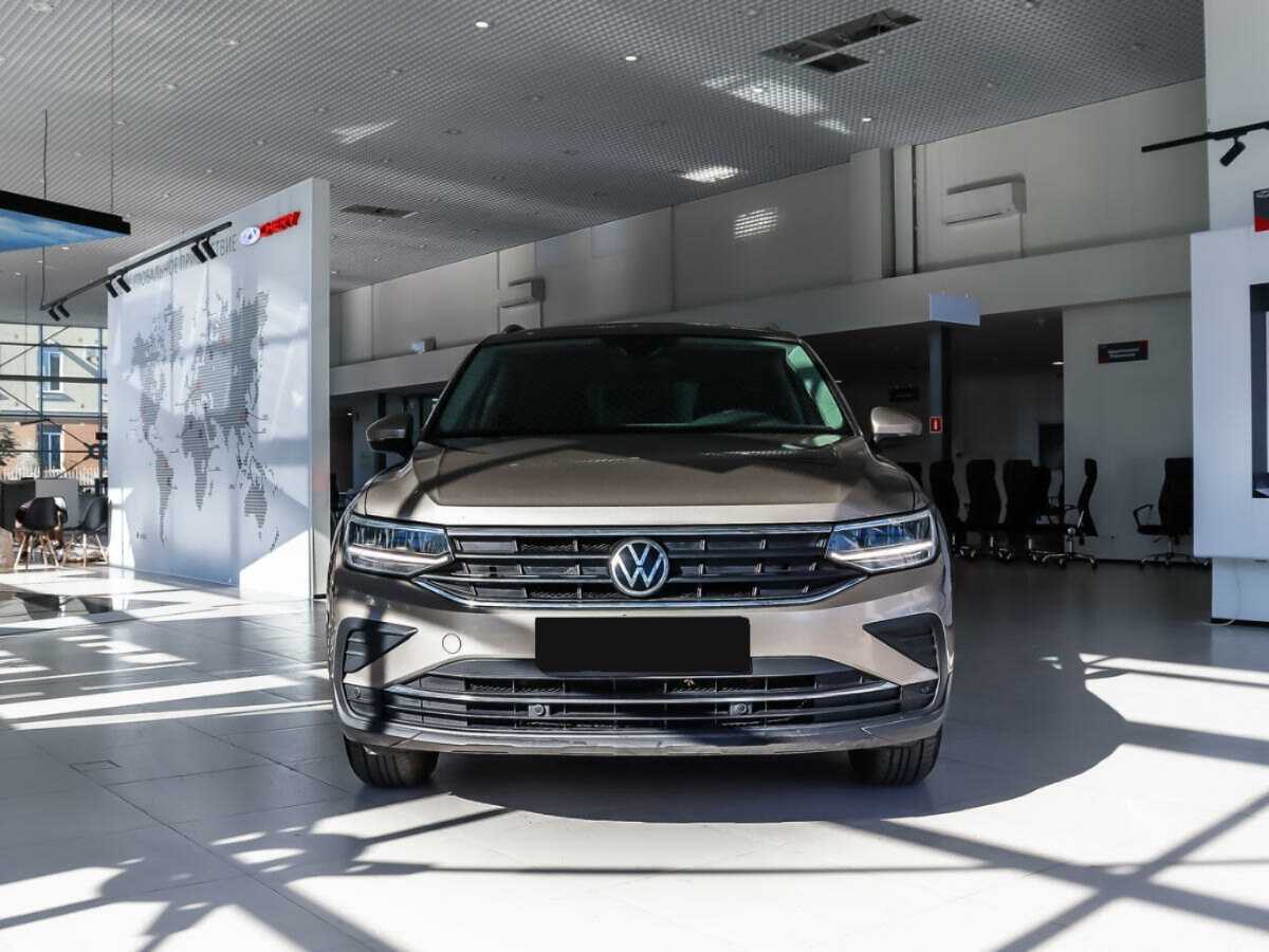 Купить Volkswagen Tiguan, 2021, 71 000 км, фото №2