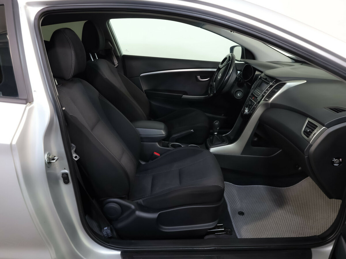 Купить Hyundai i30 II, 2013, 78 939 км, фото №18