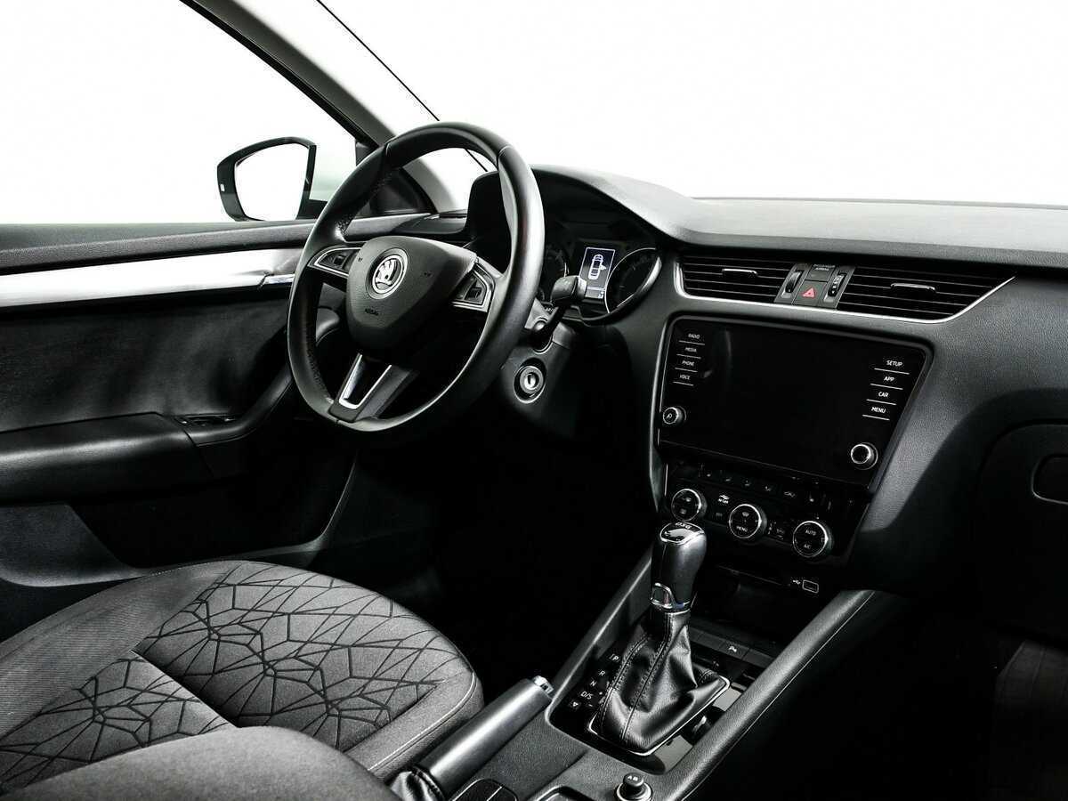 Купить Skoda Octavia, 2019, 80 360 км, фото №7