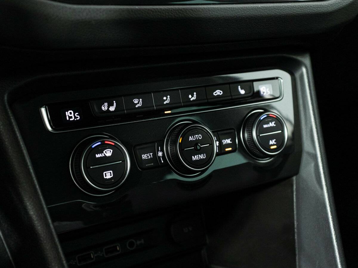 Купить Volkswagen Tiguan II, 2019, 88 434 км, фото №17