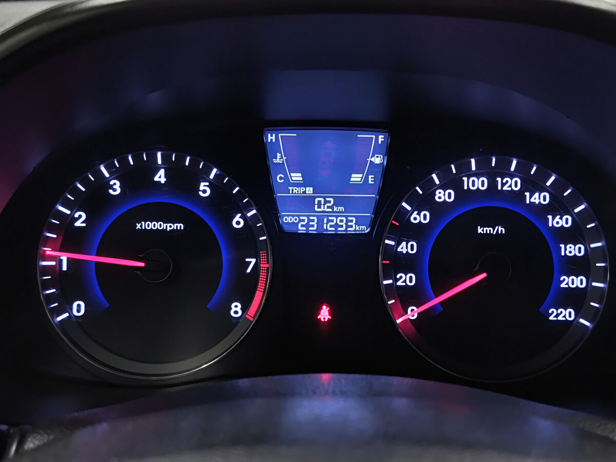 Купить Hyundai Solaris I, 2013, 231 294 км, фото №13