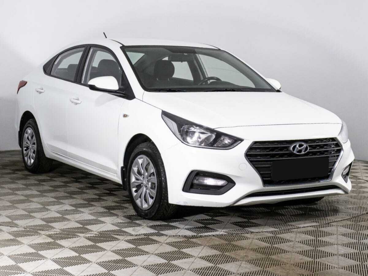 Купить Hyundai Solaris, 2018, 106 908 км, фото №3
