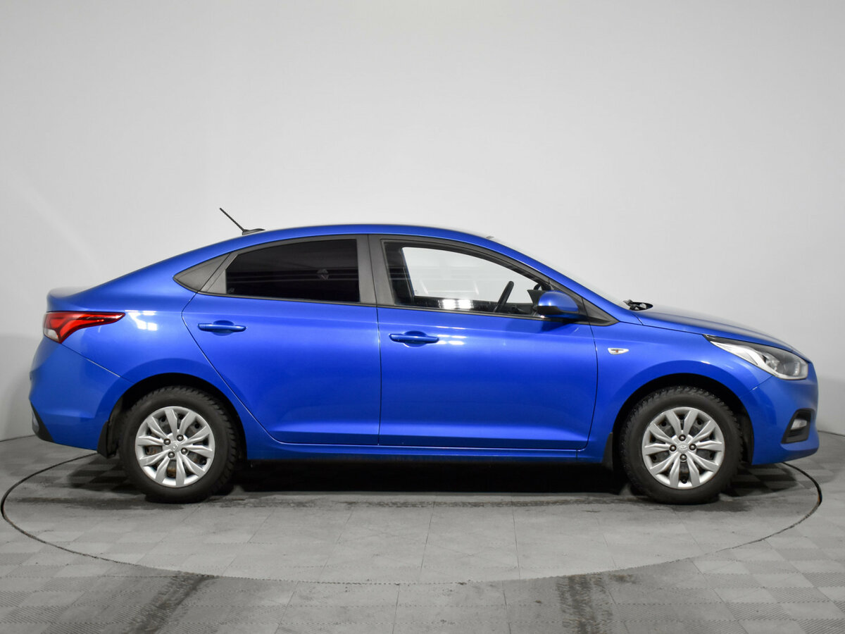 Купить Hyundai Solaris II, 2017, 81 039 км, фото №4