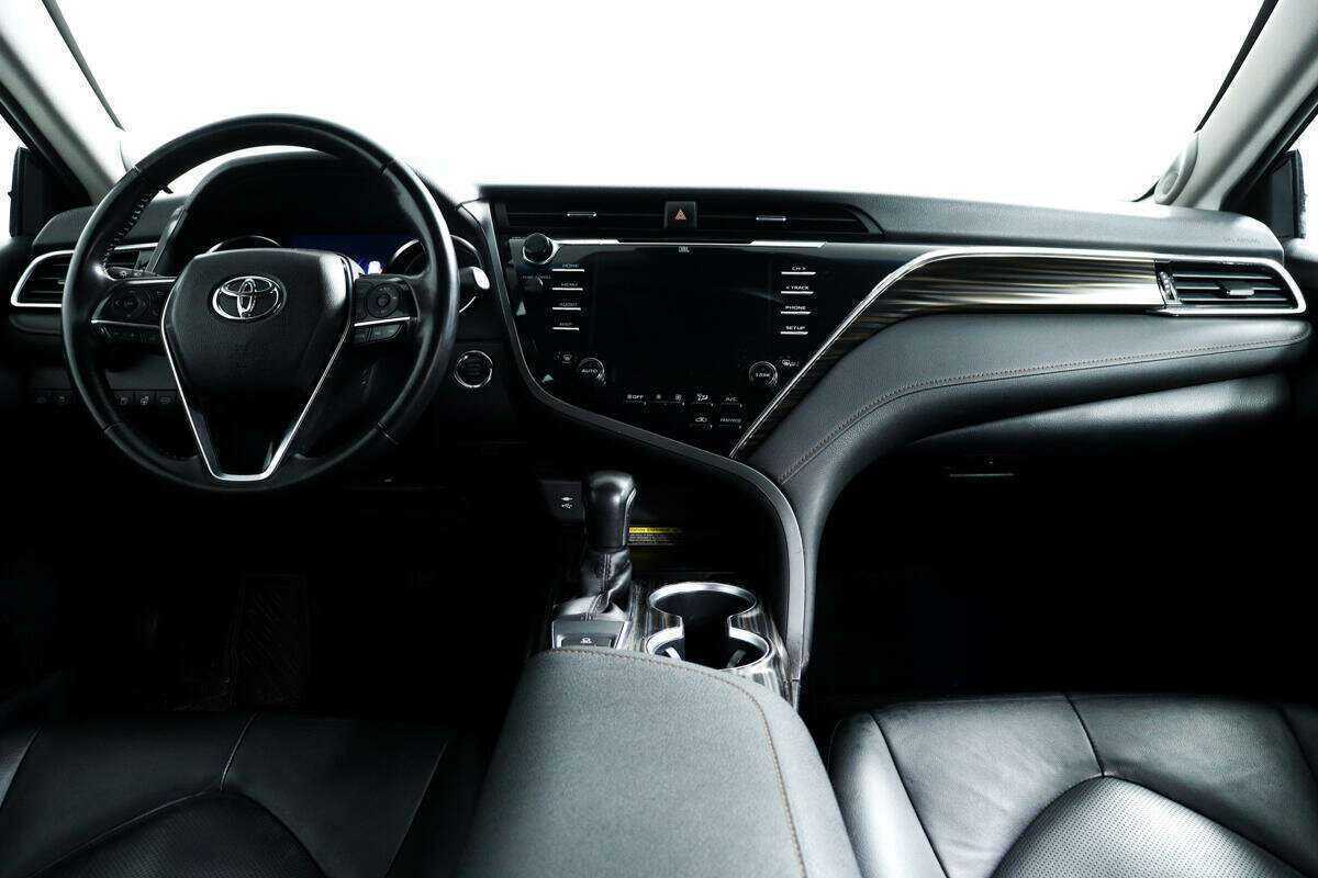Купить Toyota Camry, 2018, 129 817 км, фото №11