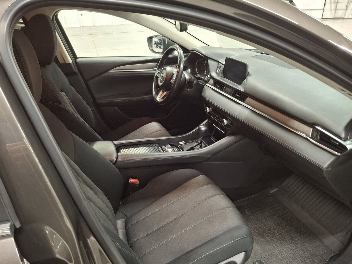 Купить Mazda 6 III (GJ) Рестайлинг 2, 2018, 170 778 км, фото №11