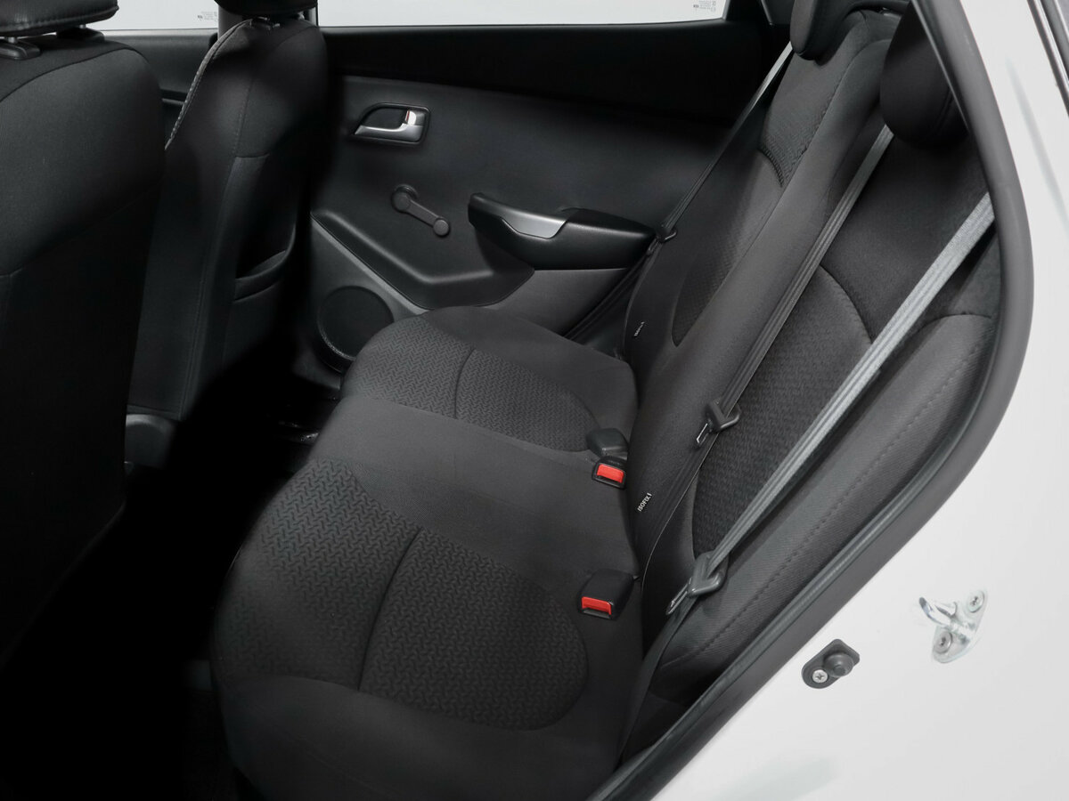 Купить Kia Rio III, 2014, 181 200 км, фото №8