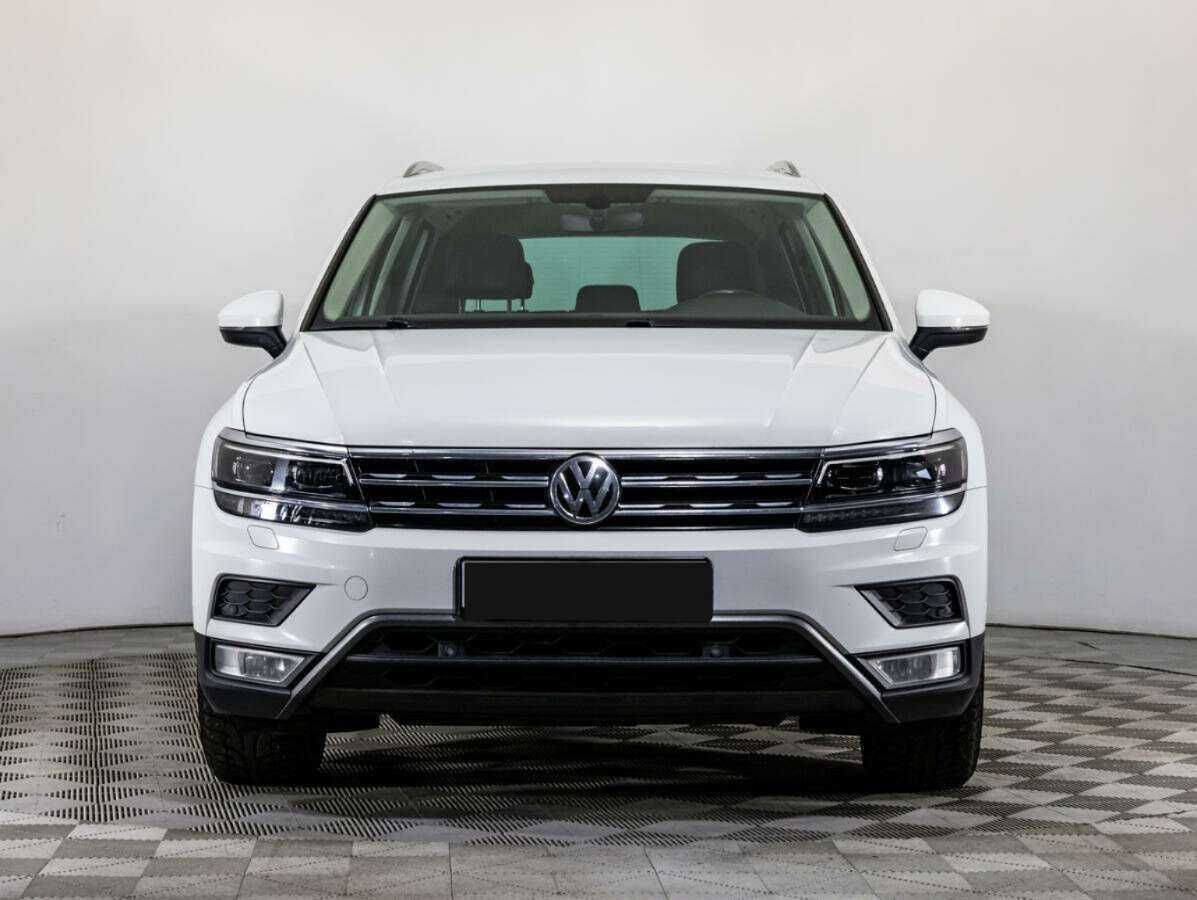 Купить Volkswagen Tiguan, 2017, 133 000 км, фото №2