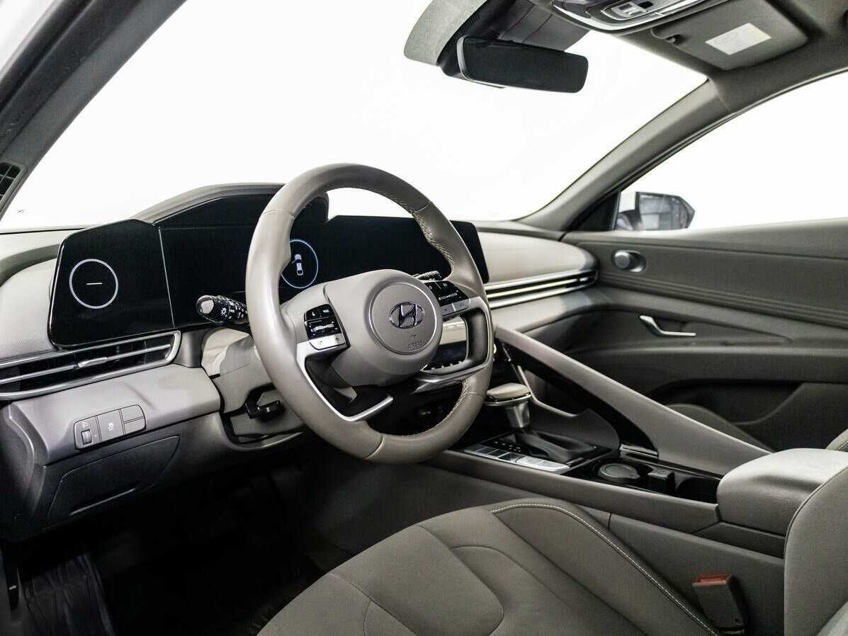 Купить Hyundai Elantra, 2021, 55 478 км, фото №10