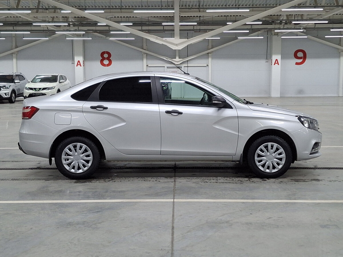 Купить Lada (ВАЗ) Vesta I, 2020, 69 781 км, фото №4