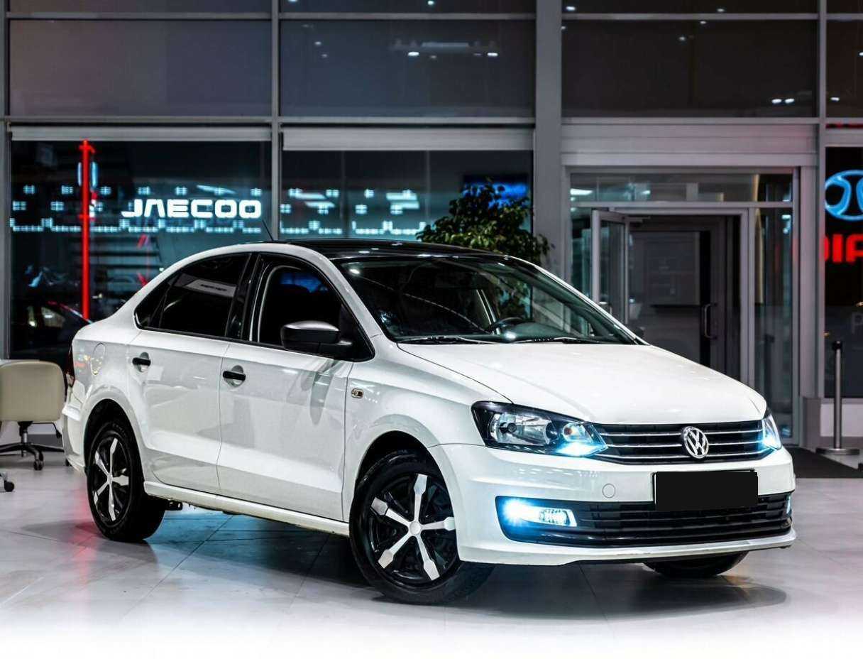 Купить Volkswagen Polo, 2017, 89 386 км, фото №2