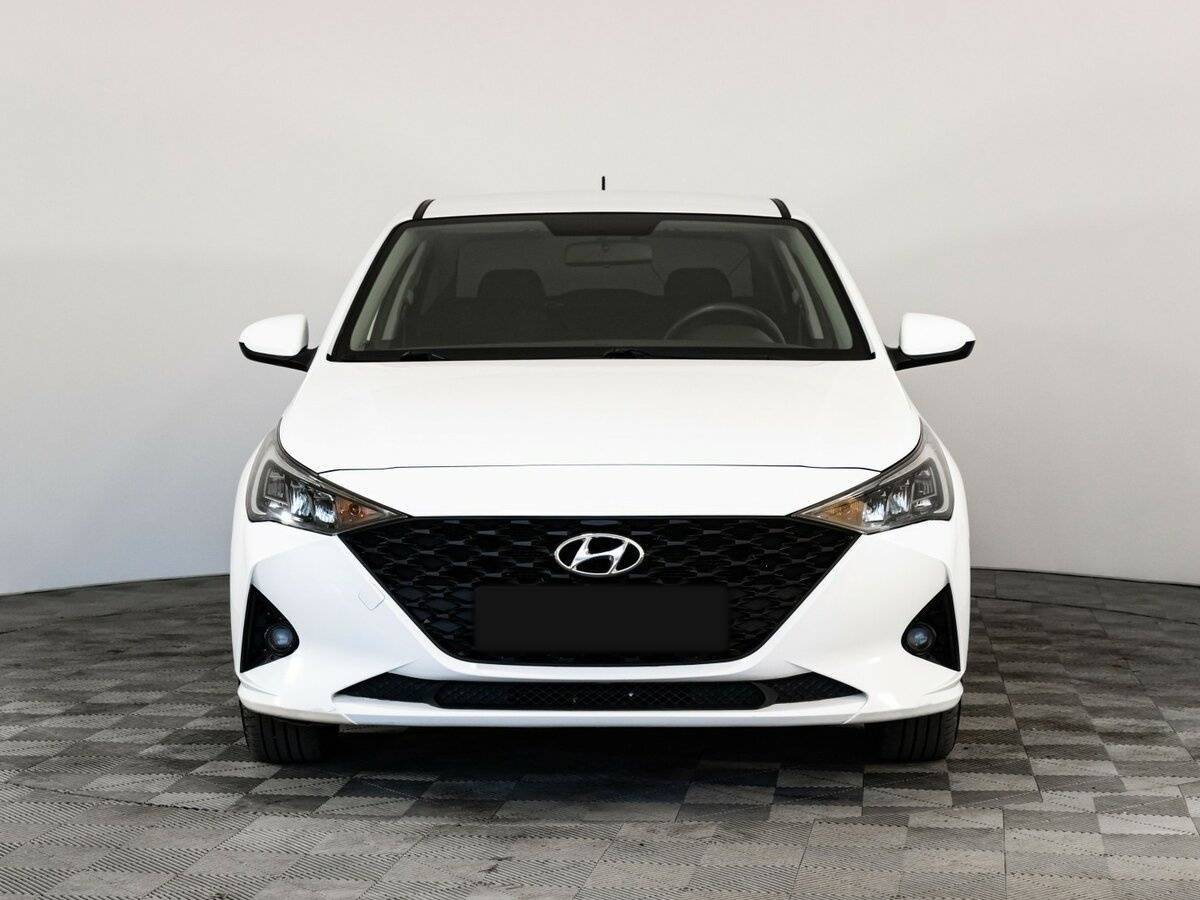 Купить Hyundai Solaris, 2021, 83 172 км, фото №2