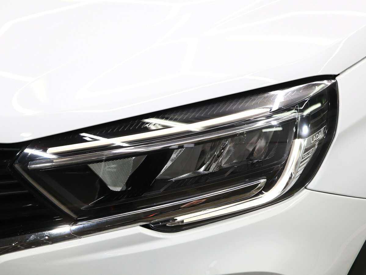 Купить Lada (ВАЗ) Vesta SW Cross, 2023, 2 300 км, фото №23